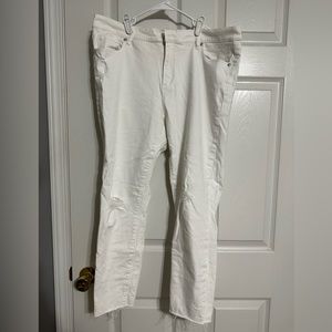 White distressed skinny jeans
